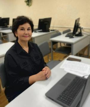 «Туган телдә туган (татар) тел һәм әдәбият» предмет өлкәсен укыту теориясе һәм методикасы» белгечлеге буенча кабаттан һөнәри әзерләү программасын гамәлгә ашыру «Туган телдә туган (татар) тел һәм әдәбият» предмет өлкәсен укыту теориясе һәм методикасы» белгечлеге буенча кабаттан һөнәри әзерләү программасын гамәлгә ашыру